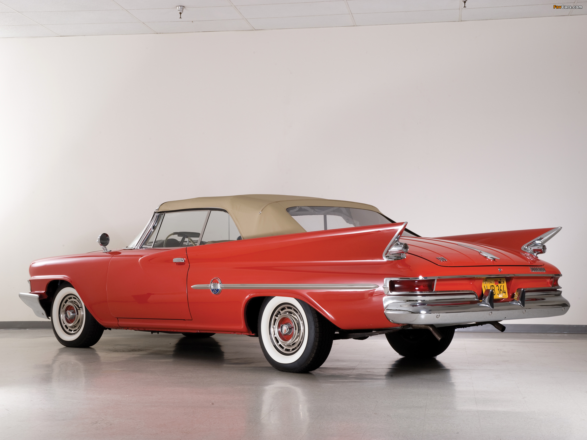 Photos of Chrysler 300G Convertible 1961 (2048 x 1536)