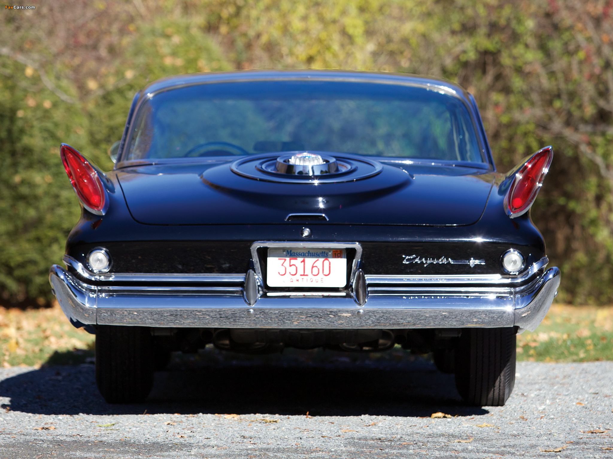 Chrysler 300F Hardtop Coupe 1960 wallpapers (2048 x 1536)