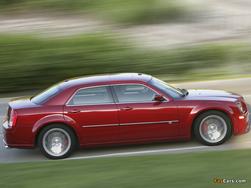 Chrysler 300C SRT8 2004–11 photos (800 x 600)