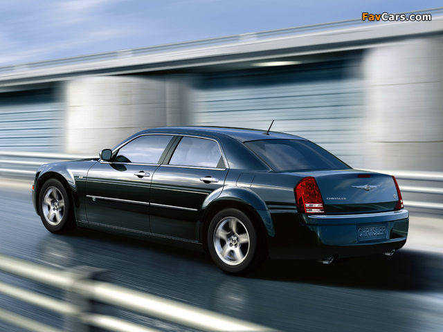 Chrysler 300C 2004–07 pictures (640 x 480)