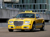 Chrysler 300C Taxi (LE) 2004–07 wallpapers