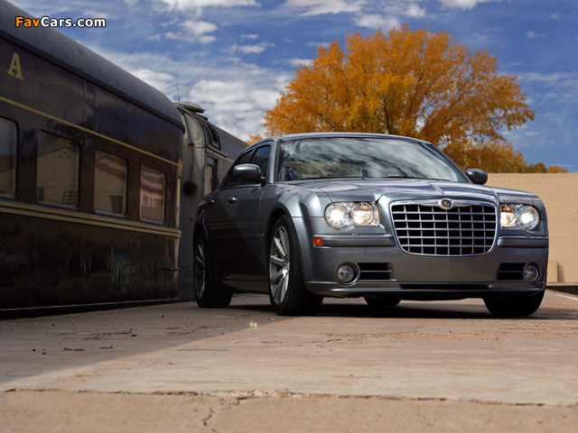 Chrysler 300C SRT8 (LX) 2005–08 images (640 x 480)