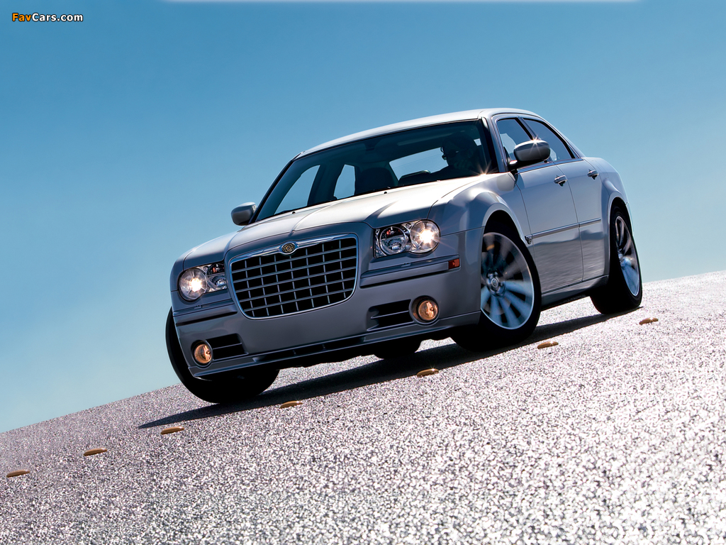 Chrysler 300C SRT8 (LX) 2005–08 photos (1024 x 768)