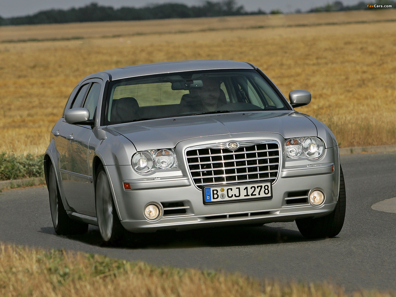 Chrysler 300C SRT8 Touring 2006–10 images (1600 x 1200)