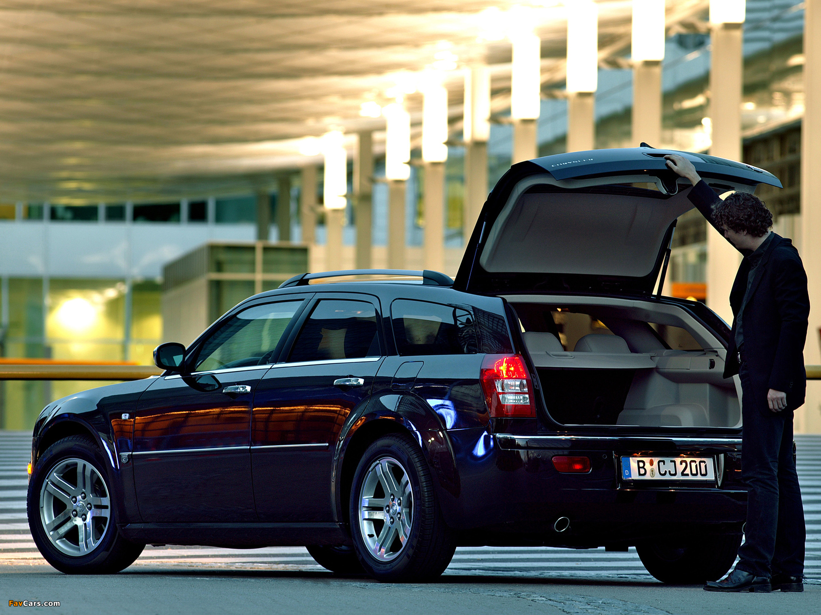 Chrysler 300C Touring 2006–10 pictures (1600 x 1200)
