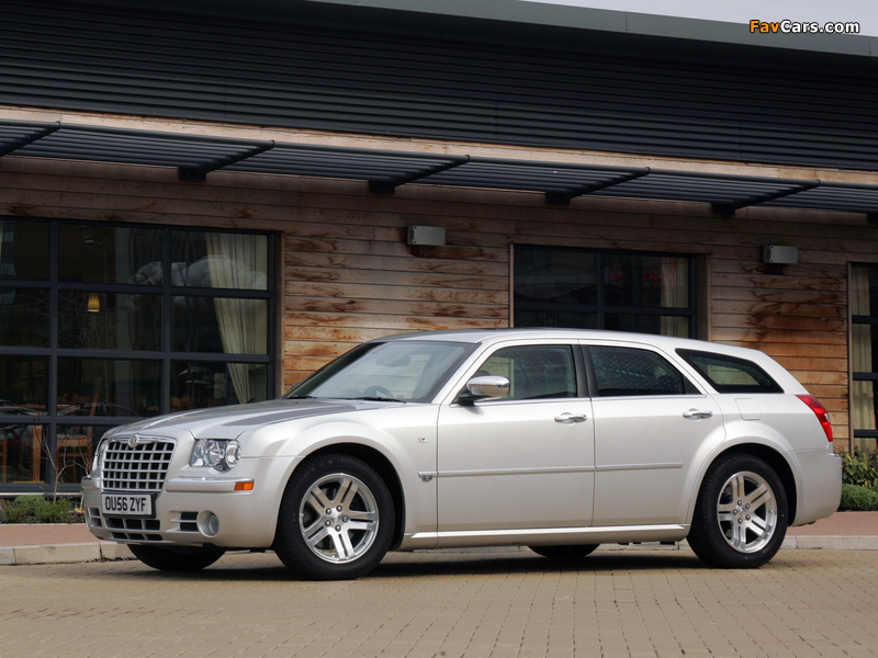 Chrysler 300C Touring UK-spec 2007–10 images (800 x 600)