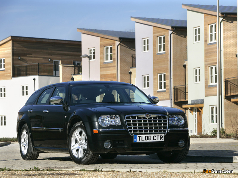 Chrysler 300C Touring UK-spec 2007–10 photos (800 x 600)