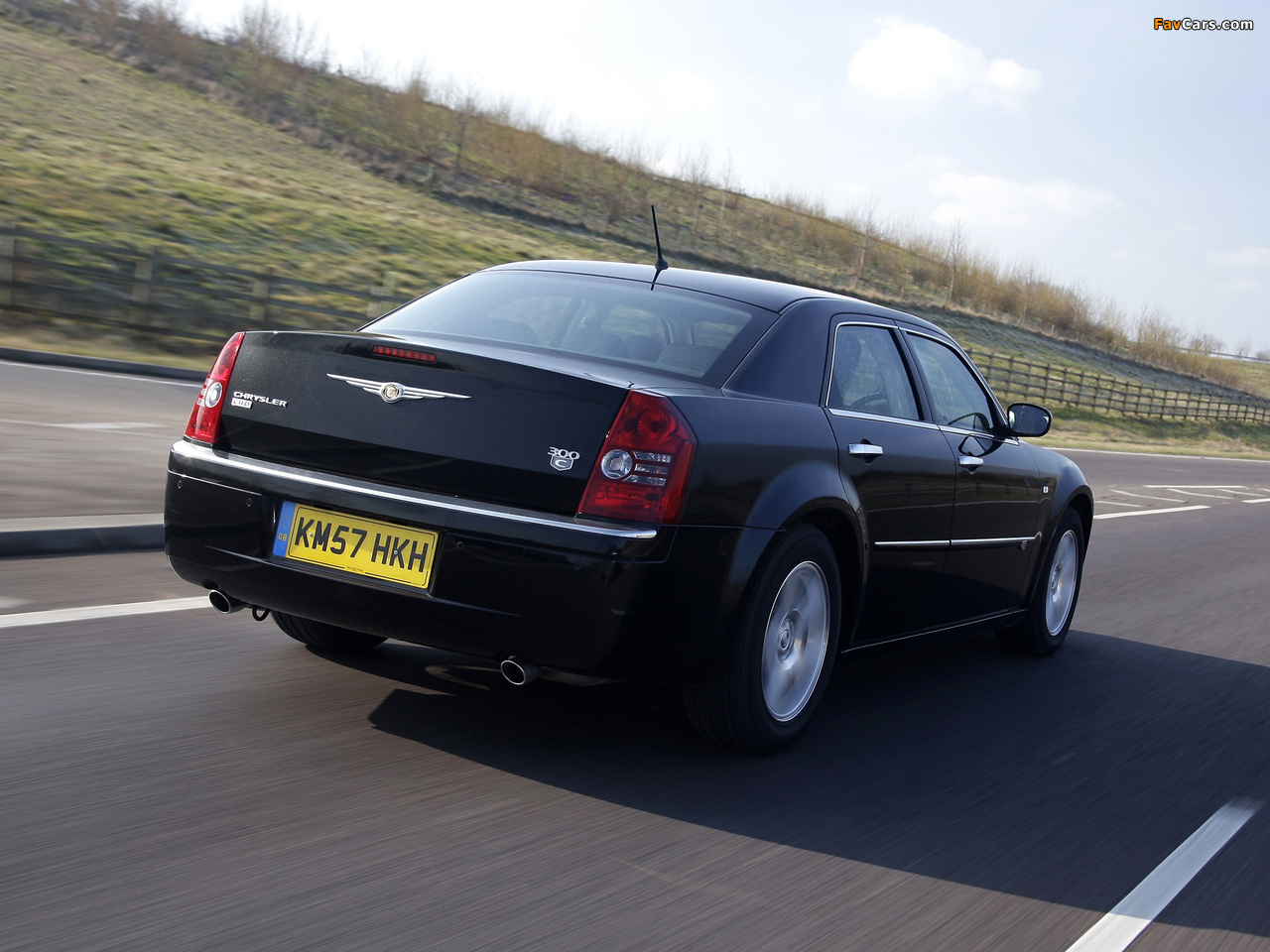 Chrysler 300C UK-spec (LE) 2007–10 photos (1280 x 960)