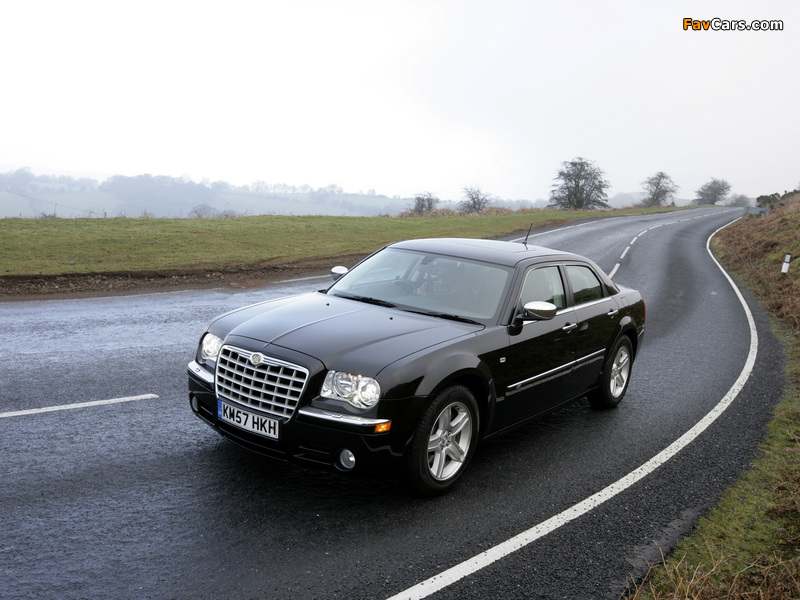 Chrysler 300C UK-spec (LE) 2007–10 pictures (800 x 600)