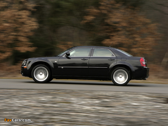 Chrysler 300C CRD SRT-Design (LE) 2008–10 photos (640 x 480)