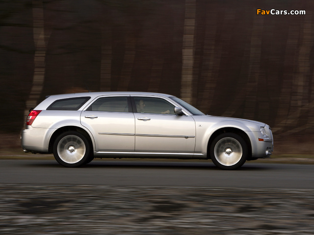 Chrysler 300C Touring CRD SRT-Design (LE) 2008–10 photos (640 x 480)