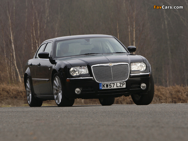 Chrysler 300C CRD SRT-Design (LE) 2008–10 wallpapers (640 x 480)