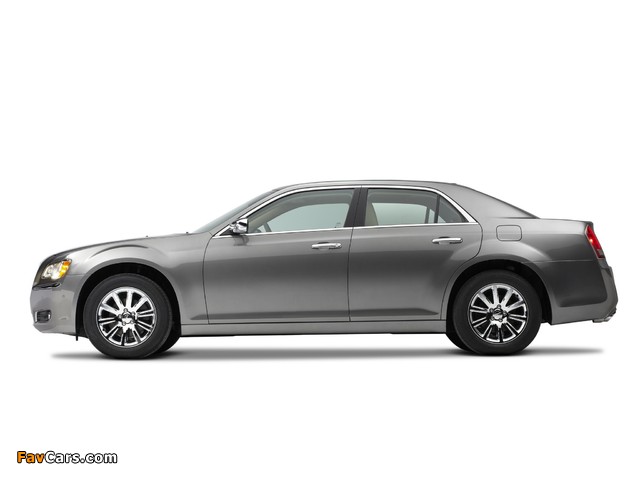 Chrysler 300 2011 images (640 x 480)