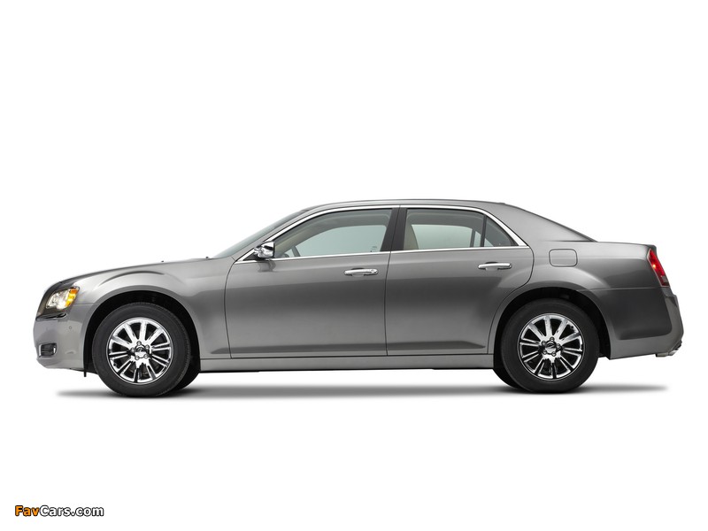Chrysler 300 2011 images (800 x 600)