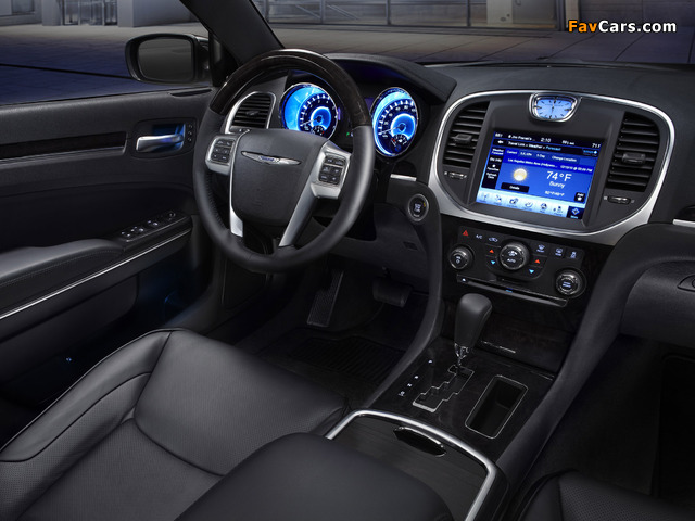 Chrysler 300 2011 pictures (640 x 480)