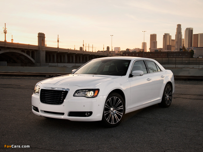 Chrysler 300S 2011–14 pictures (800 x 600)