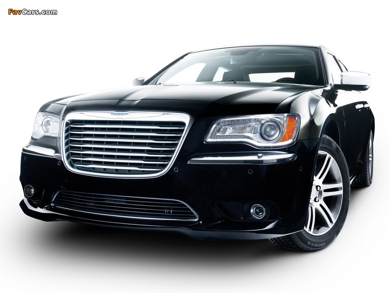 Chrysler 300C 2012 images (800 x 600)