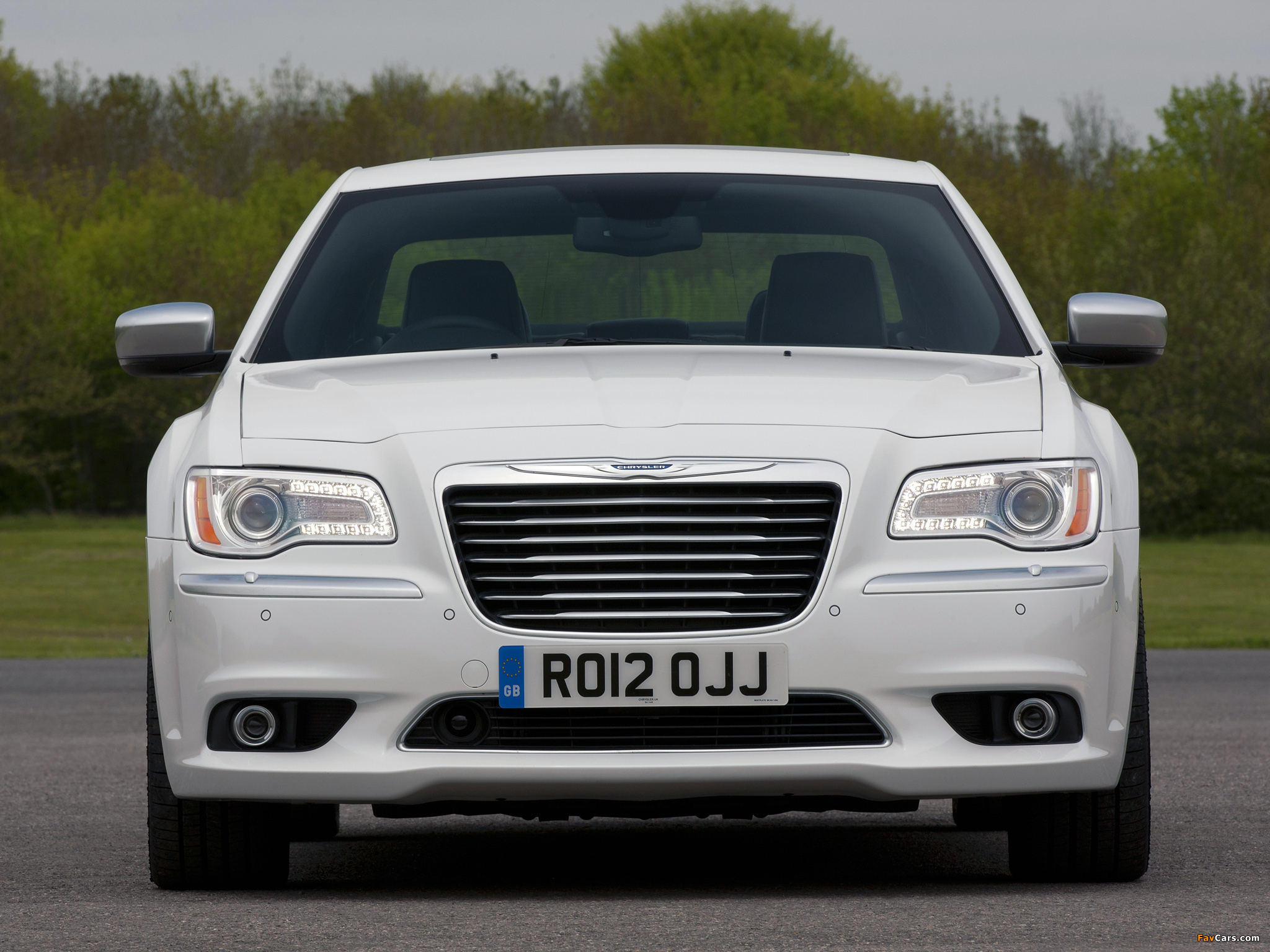 Chrysler 300C UK-spec 2012 images (2048 x 1536)
