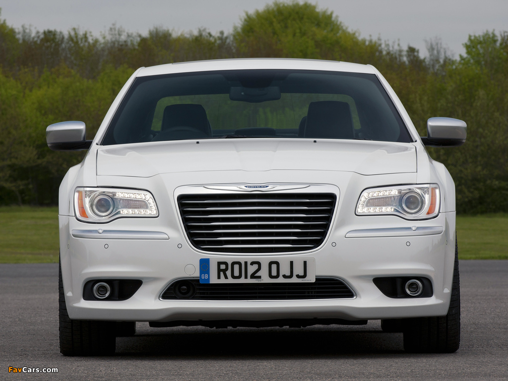 Chrysler 300C UK-spec 2012 images (1024 x 768)