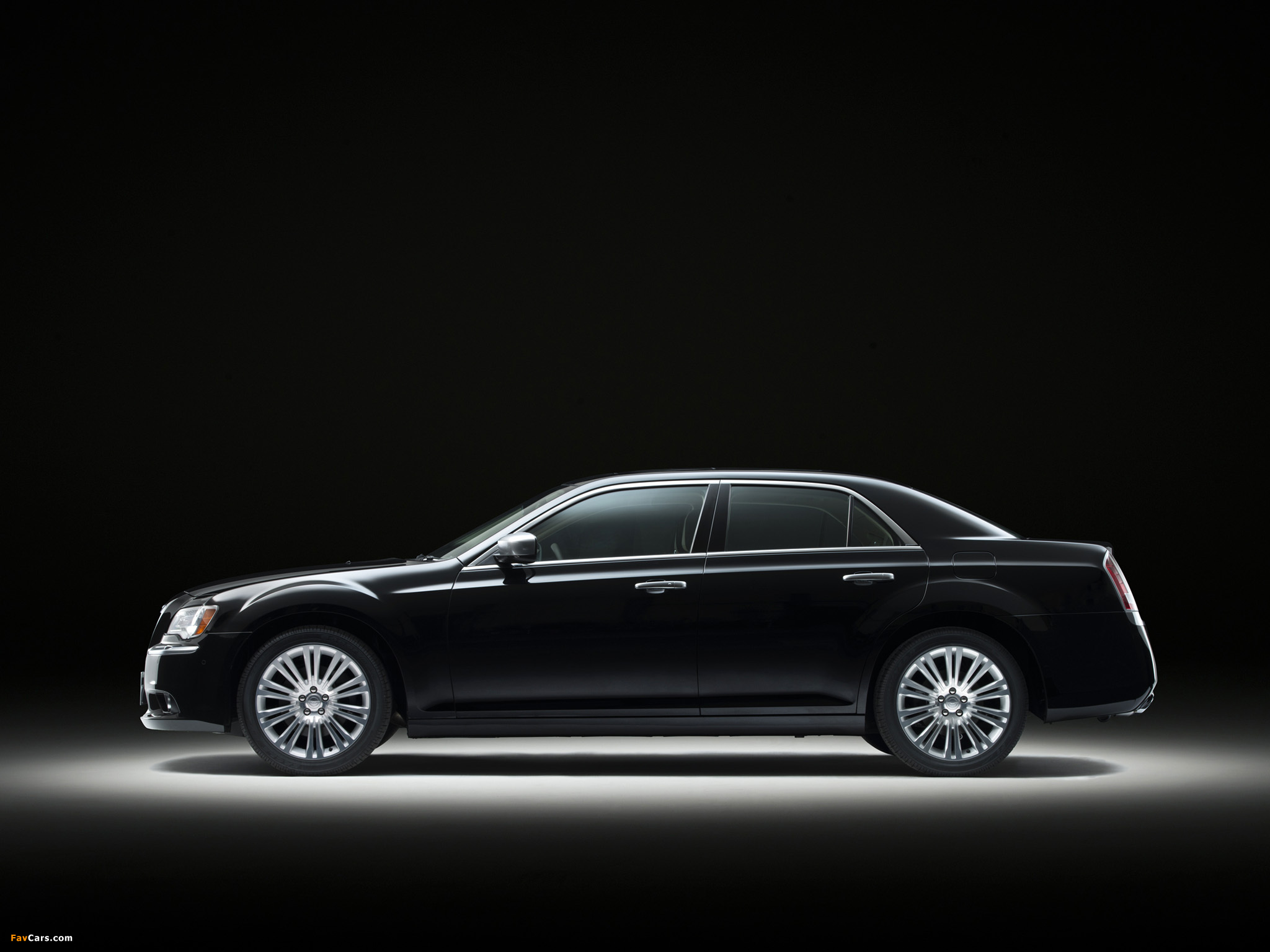 Chrysler 300C JP-spec 2012 images (2048 x 1536)