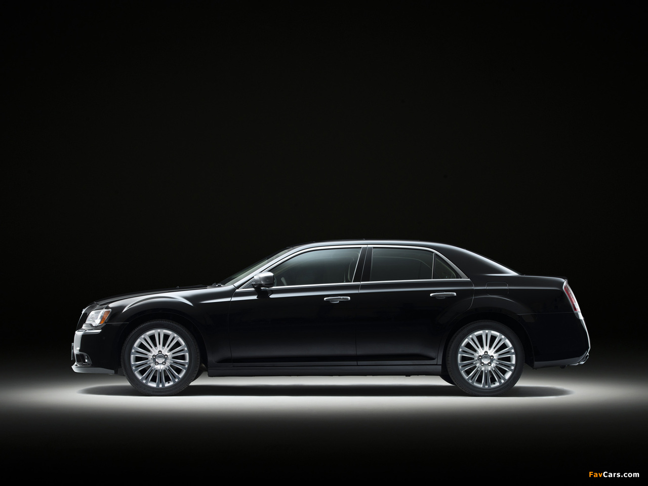 Chrysler 300C JP-spec 2012 images (1280 x 960)