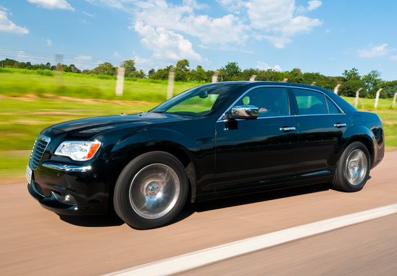 Chrysler 300C 2012 pictures