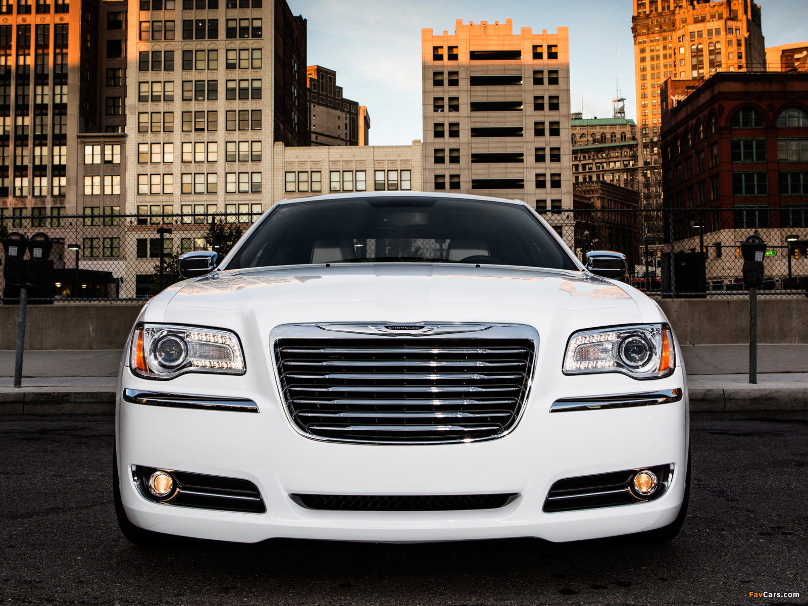 Chrysler 300 Motown 2013 images (1600 x 1200)