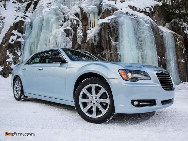 Chrysler 300 Glacier 2013 photos (640 x 480)