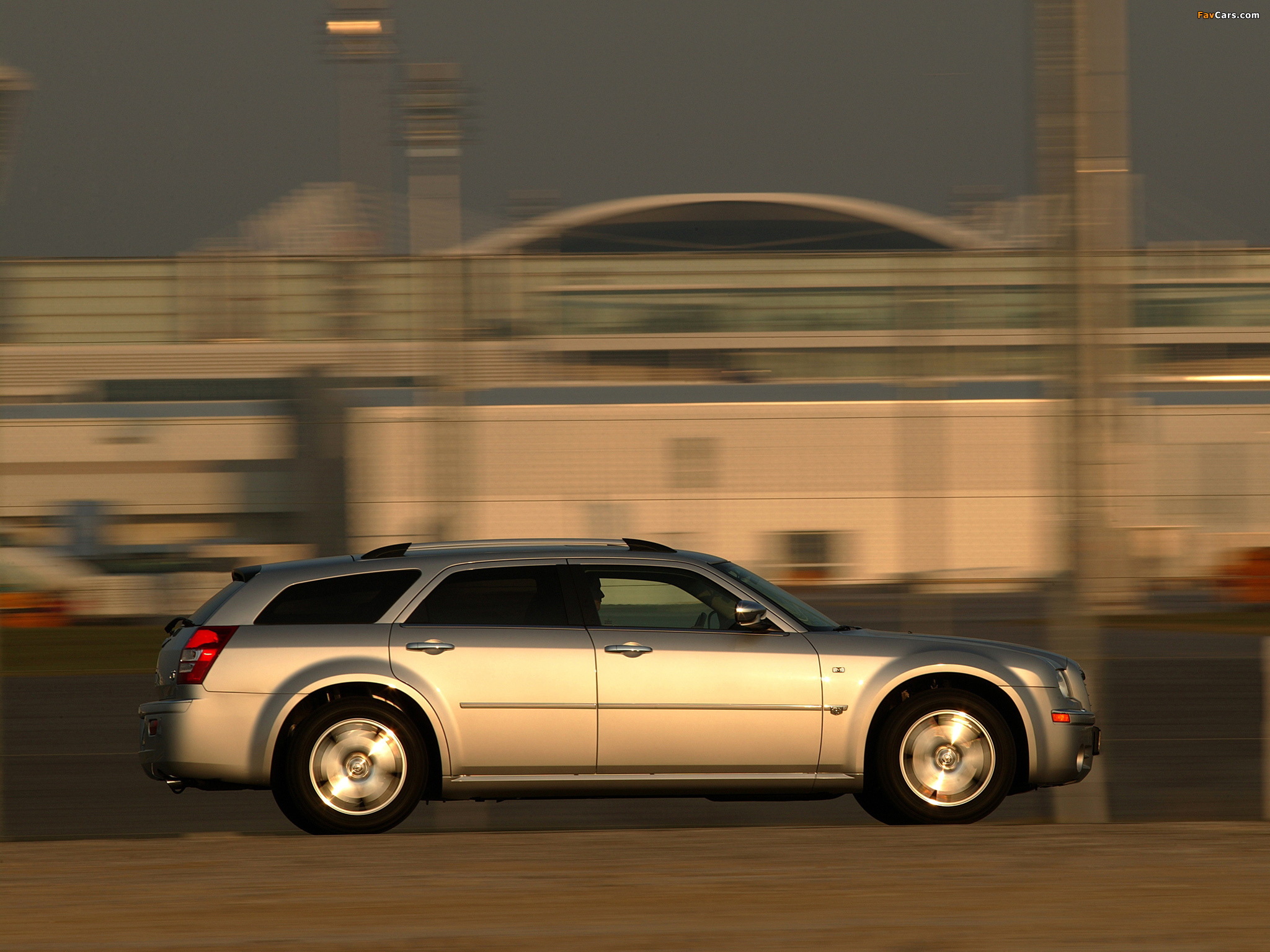 Chrysler 300C Touring 2006–10 photos (2048 x 1536)