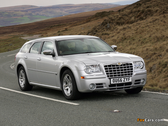 Chrysler 300C Touring UK-spec 2007–10 photos (640 x 480)