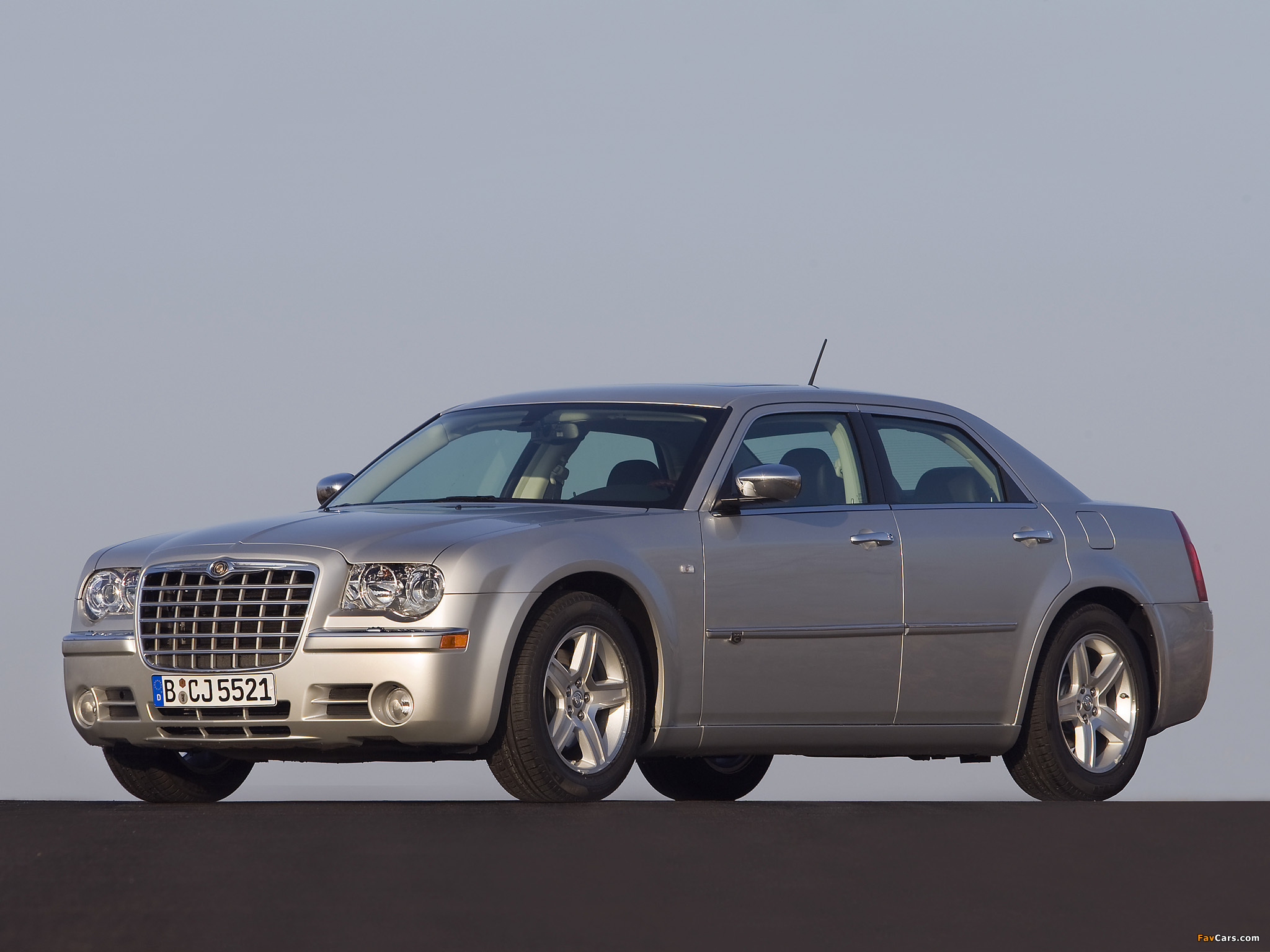 Images of Chrysler 300C 2004–07 (2048 x 1536)