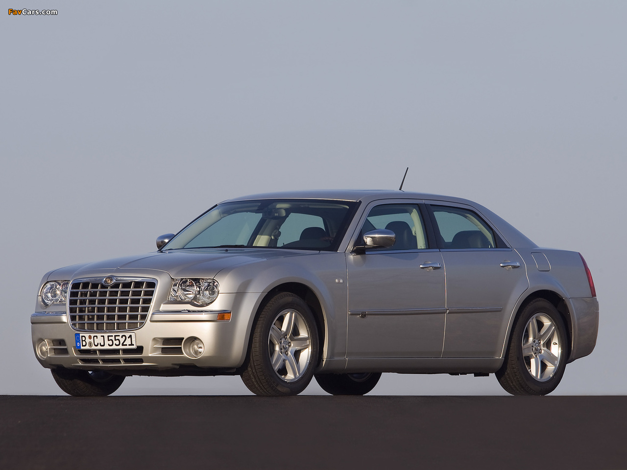 Images of Chrysler 300C 2004–07 (1280 x 960)