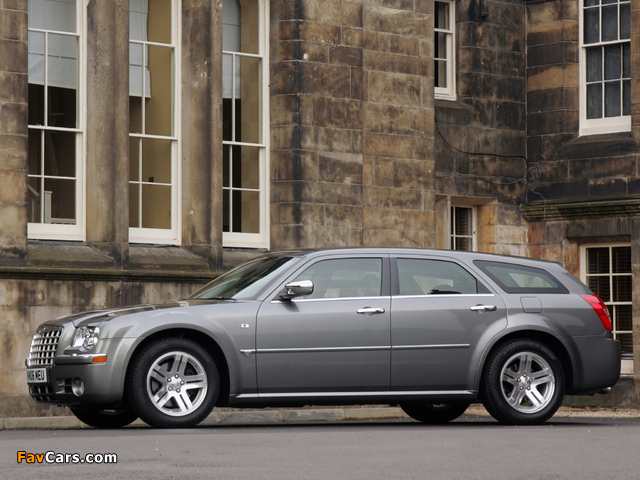 Images of Chrysler 300C Touring UK-spec 2007–10 (640 x 480)