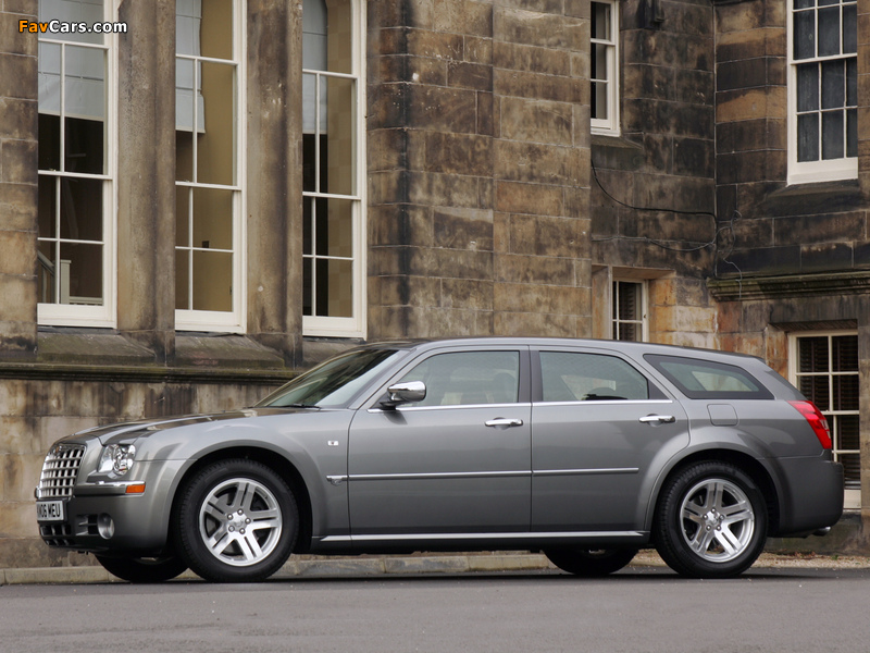 Images of Chrysler 300C Touring UK-spec 2007–10 (800 x 600)