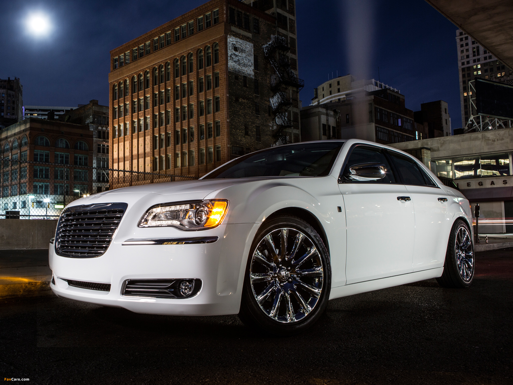 Images of Chrysler 300 Motown 2013 (2048 x 1536)