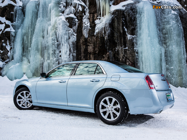 Images of Chrysler 300 Glacier 2013 (640 x 480)