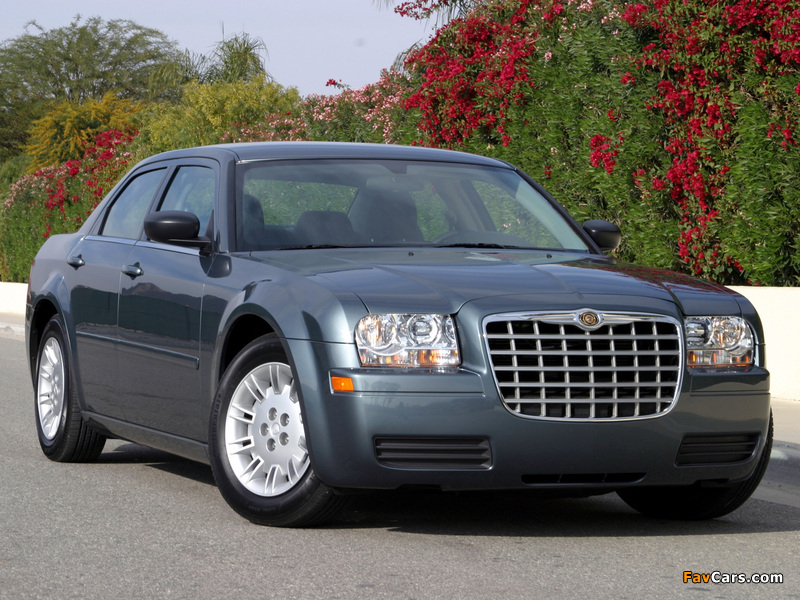 Photos of Chrysler 300 (LX) 2004–07 (800 x 600)