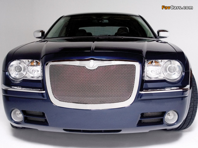 Photos of STRUT Chrysler 300C 2004–11 (640 x 480)