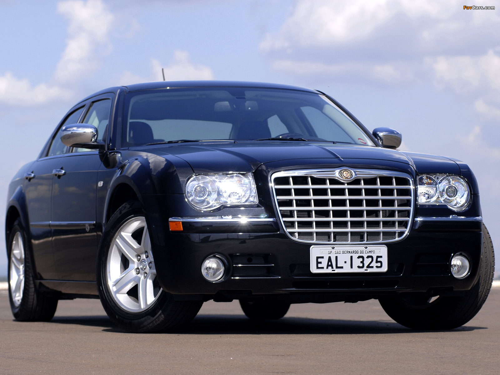 Photos of Chrysler 300C BR-spec (LE) 2007–10 (1600 x 1200)