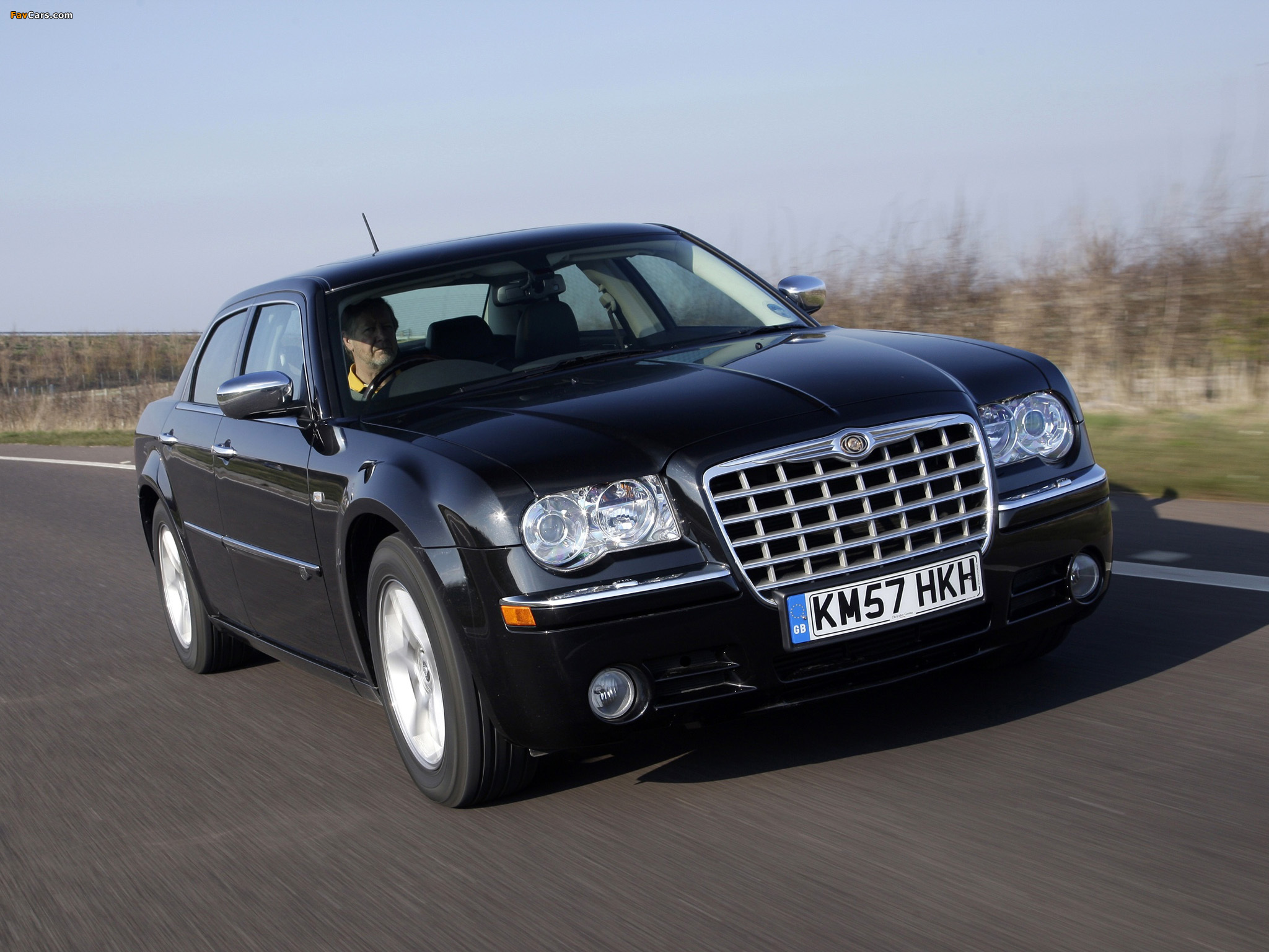 Photos of Chrysler 300C UK-spec (LE) 2007–10 (2048 x 1536)
