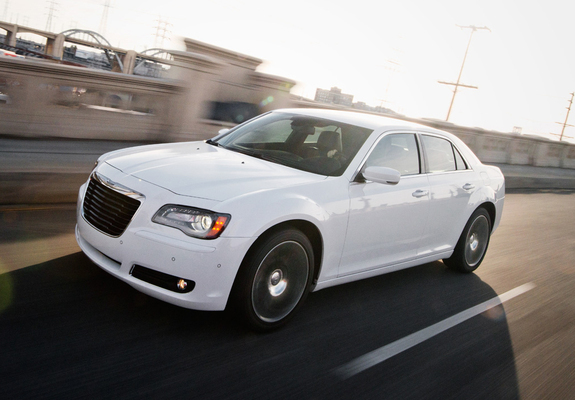 Photos of Chrysler 300S 2011–14