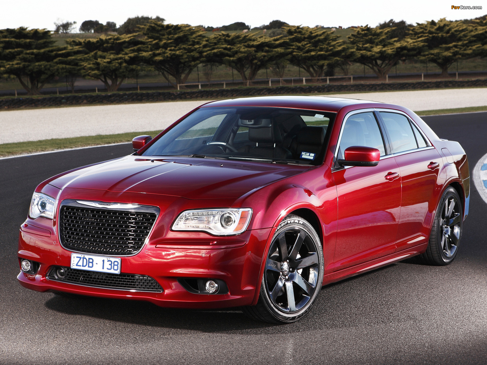 Photos of Chrysler 300 SRT8 AU-spec 2012 (1600 x 1200)