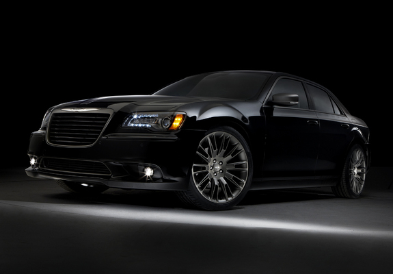 Photos of Chrysler 300 John Varvatos Limited Edition 2013
