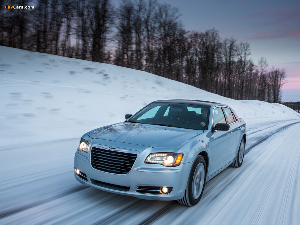 Photos of Chrysler 300 Glacier 2013 (1024 x 768)