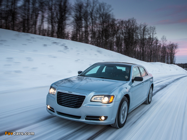 Photos of Chrysler 300 Glacier 2013 (640 x 480)