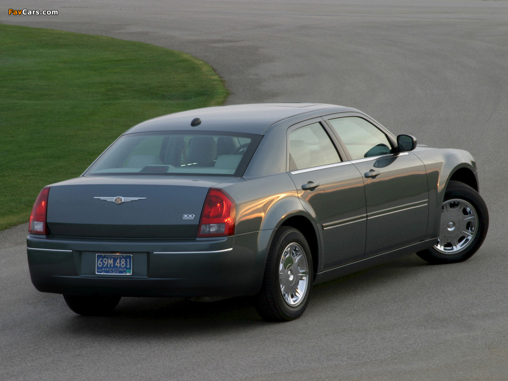 Pictures of Chrysler 300 (LX) 2004–07 (1024 x 768)