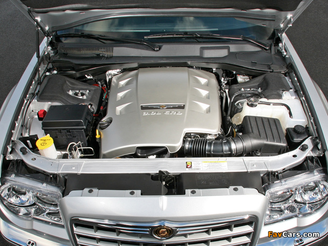 Pictures of Chrysler 300C 2004–07 (640 x 480)