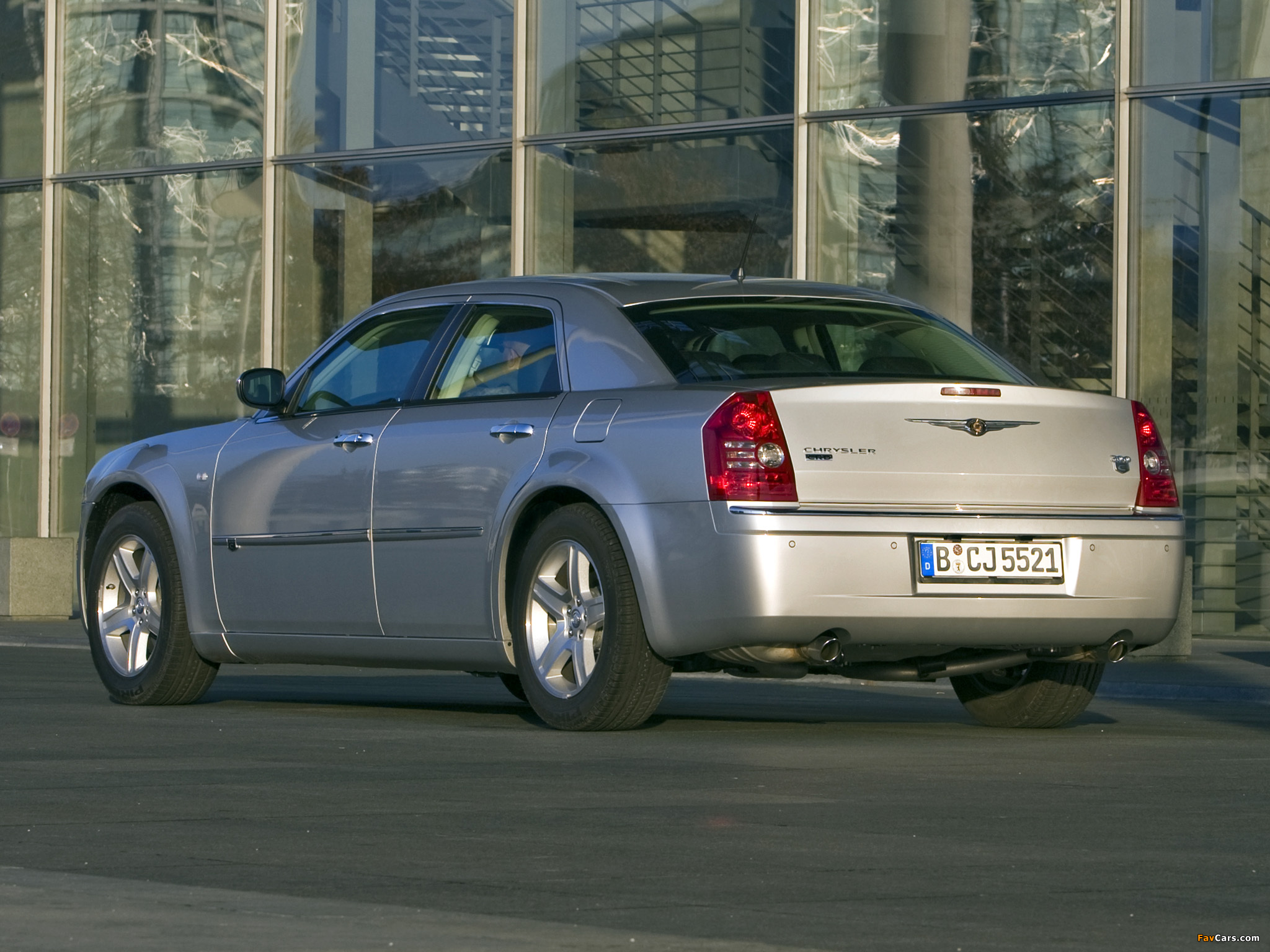 Pictures of Chrysler 300C 2004–07 (2048 x 1536)
