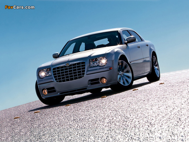 Pictures of Chrysler 300C SRT8 (LX) 2005–08 (640 x 480)