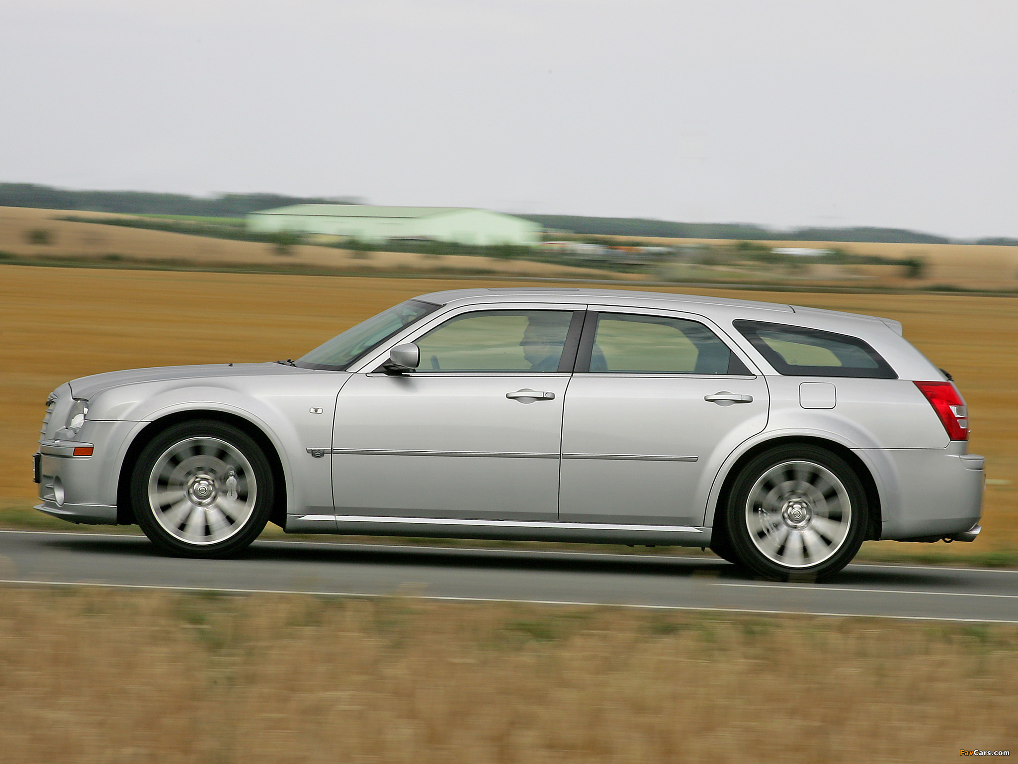 Pictures of Chrysler 300C SRT8 Touring 2006–10 (2048 x 1536)